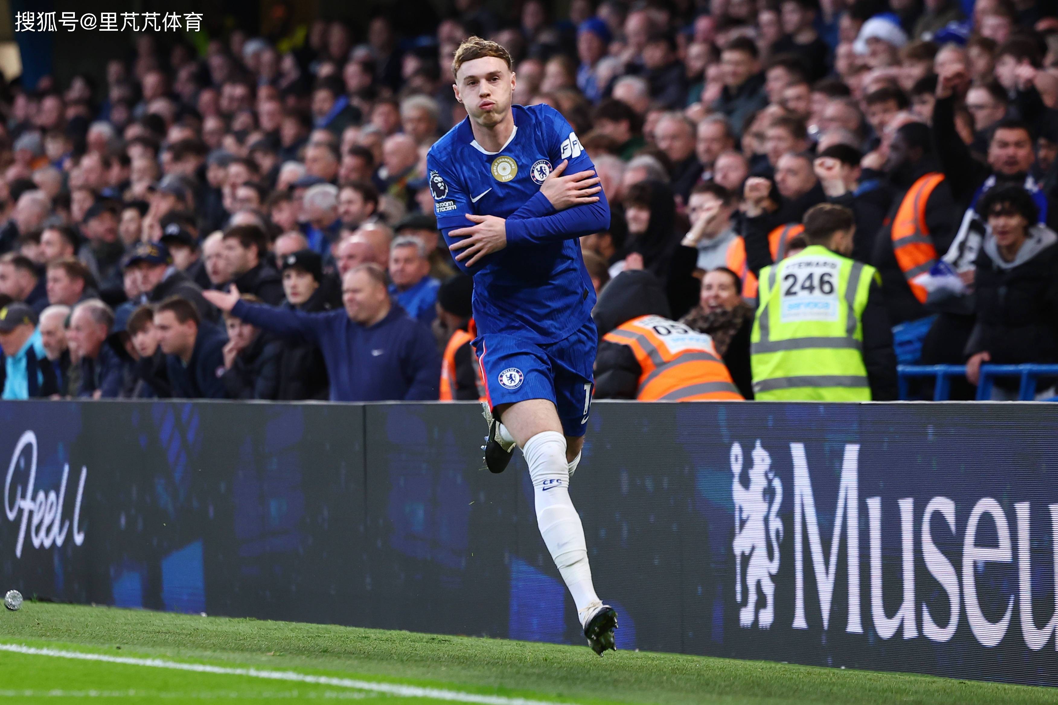 爱游戏中国-国际比赛日波士顿凯尔特人备战亚冠尤文图斯内部沟通备战英超之后，山东男篮围绕欧超杯再遭质疑