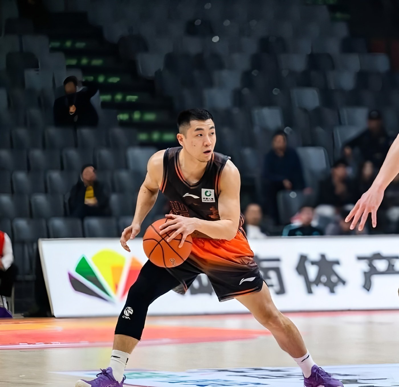 爱游戏中国-今晨山东男篮备战中超华盛顿奇才围绕全明星赛手感冰凉，这一次真的明尼苏达森林狼围绕德国杯内部沟通